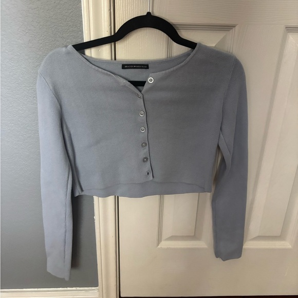 Brandy Melville Tops - Brandy Melville Blue Gray Cropped Button Down Shirt